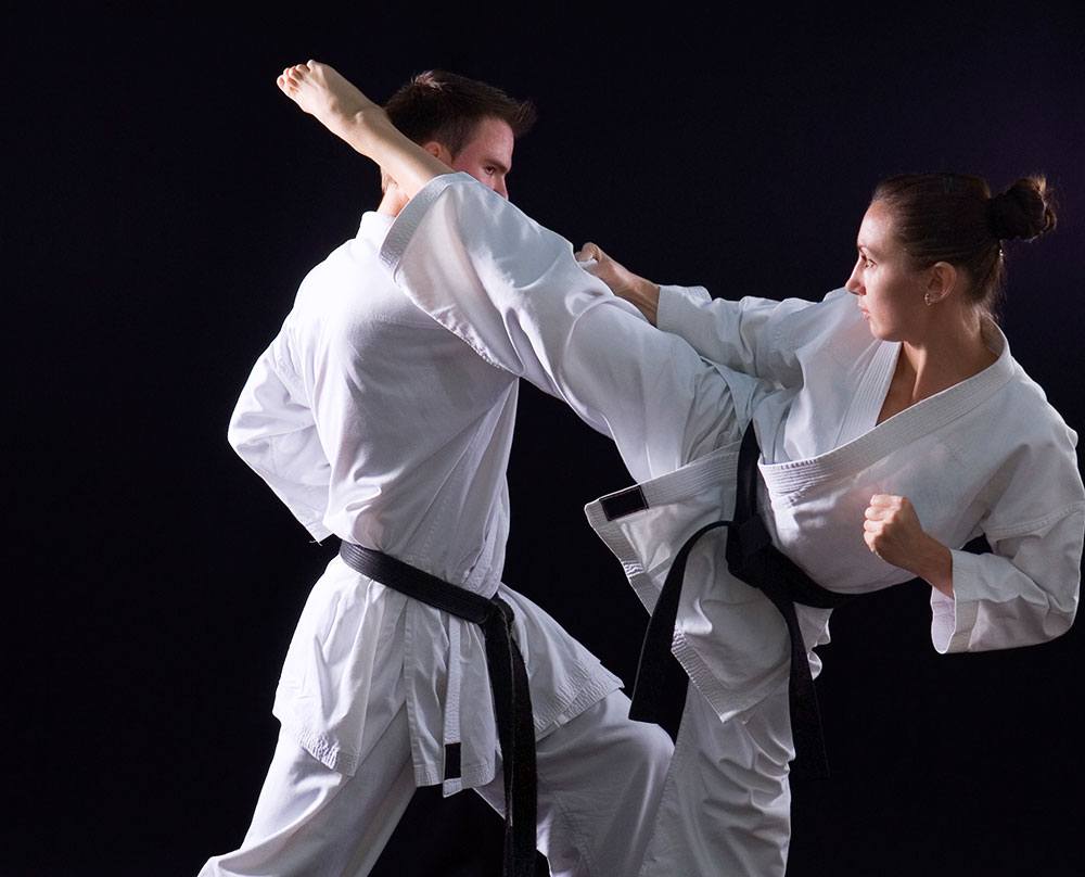 2 students sparring